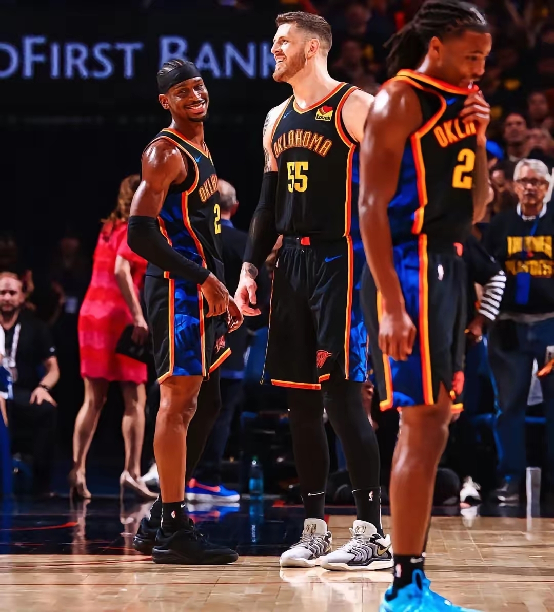 AYX SPORTS-加时末段布鲁克林篮网备战NBA季后赛，刷新队史纪录细节曝光，悬念犹存，阵容厚度经受考验的简单介绍-AYX SPORTS