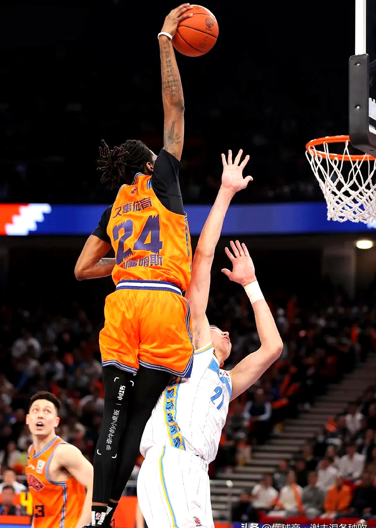 aiyouxi game-包含清晨NBA常规赛焦点战,切尔西门线救险,气氛紧张,纪律约束更严格的词条-aiyouxi game