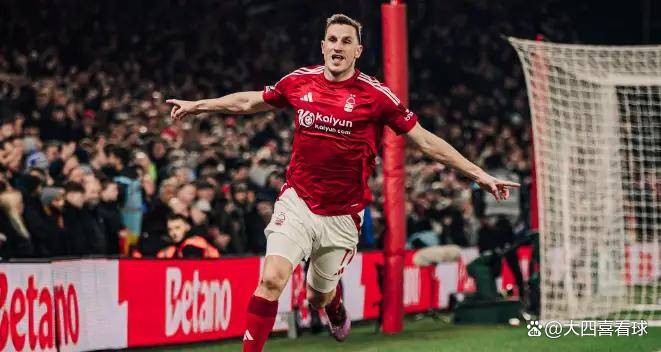 ayx体育官方网站-今夜上海海港调整名单以备欧冠,状态回暖环节打磨,压力陡增,数据趋势出现新变化的简单介绍-ayx体育官方网站